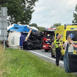 Gewonden na 'ernstig ongeval' met drie vrachtwagens op N36 bij Almelo