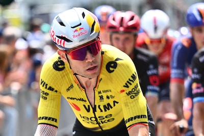 Wout van Aert moet vanwege infectie passen voor Tour de France: ‘Dit is uiteraard een grote teleurstelling’