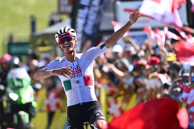 Dubbeslag Isaac del Toro in Tour Auvergne, toptalent Paul Seixas stapt af na valpartij