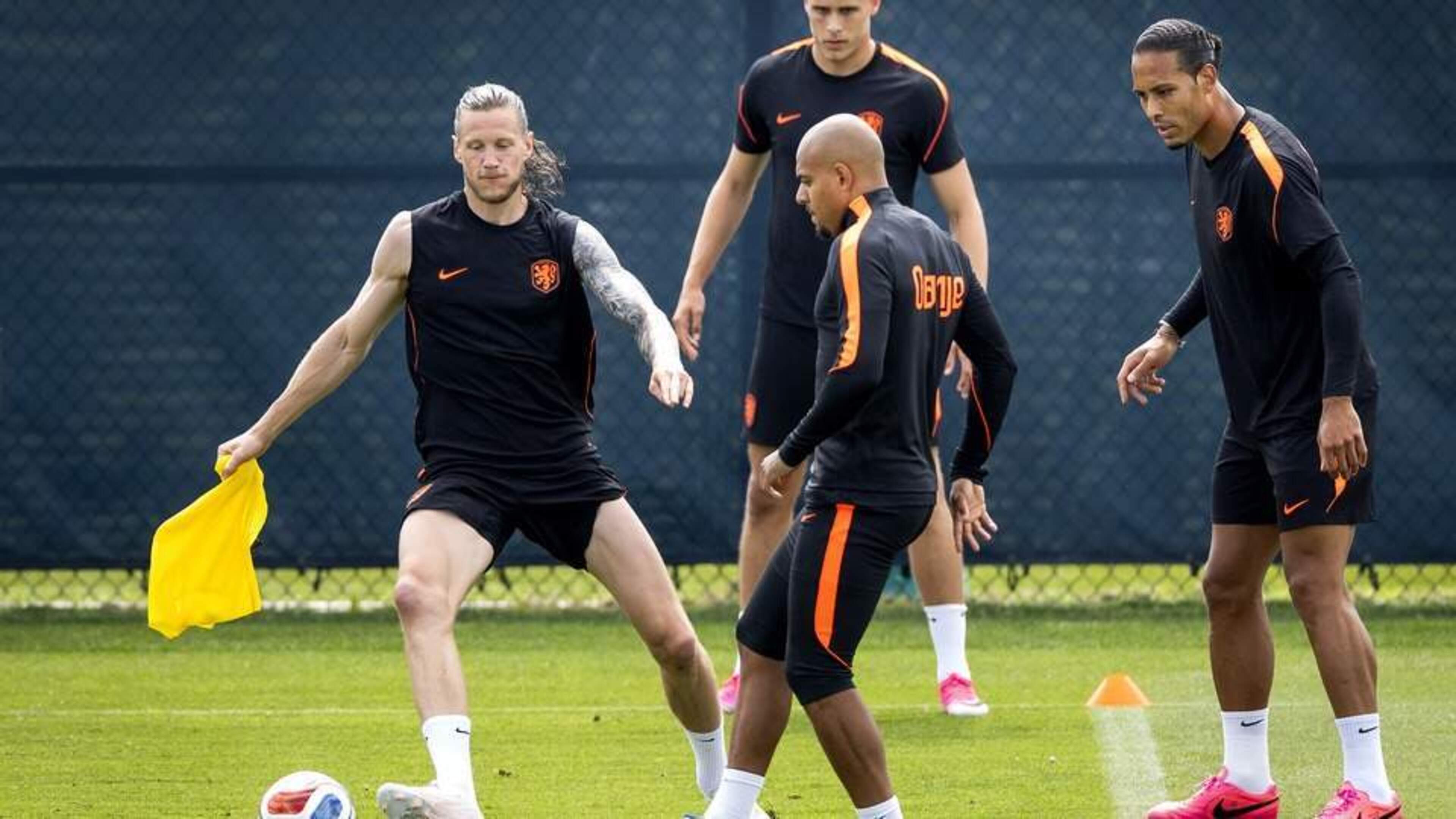 WK 2026: Nederlands elftal | Aftellen naar clash met Japan: Valentijn Driessen waarschuwt Ronald Koeman, ook Max Verstappen in het oranje