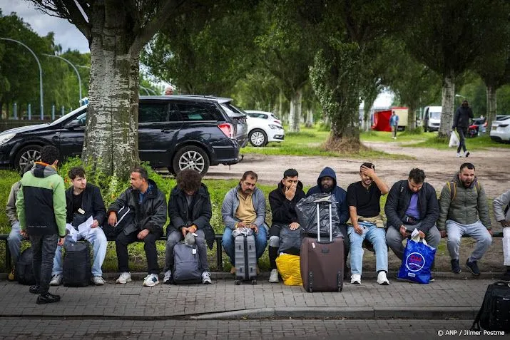 COA: geen tijdelijk onderdak voor buitenslapers in Ter Apel