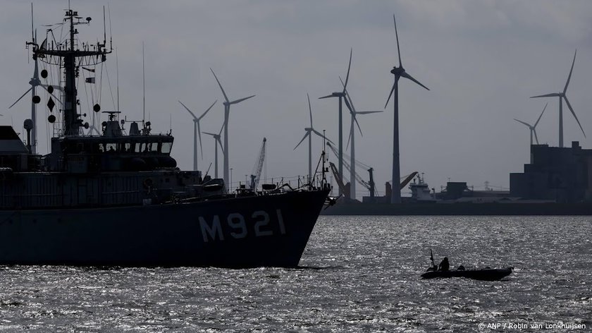 Eemshaven blijft mogelijke locatie kerncentrales, Terneuzen ook