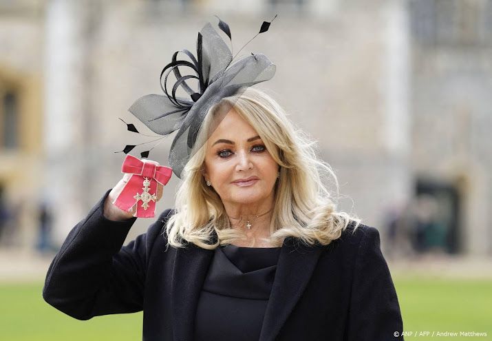 Zangeres Bonnie Tyler ontwaakt uit coma