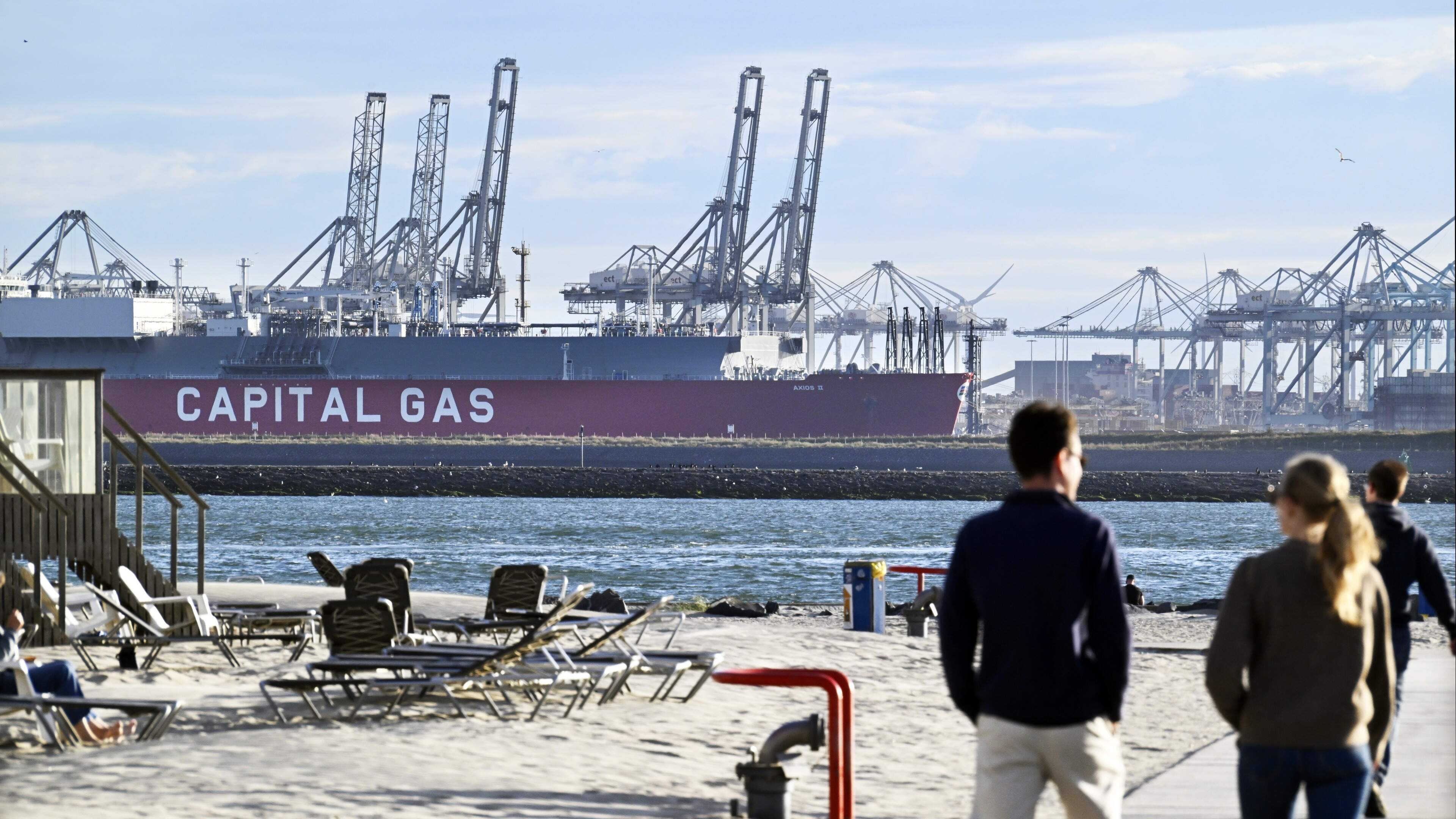 Nederlandse export van goederen stijgt ruim 4 procent in april