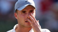 Fery's Queen's run ended by Cerundolo in narrow loss