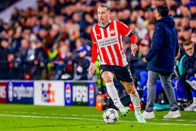 Derdeklasser stunt en maakt komst van oud-PSV’er Rick Karsdorp (31) wereldkundig
