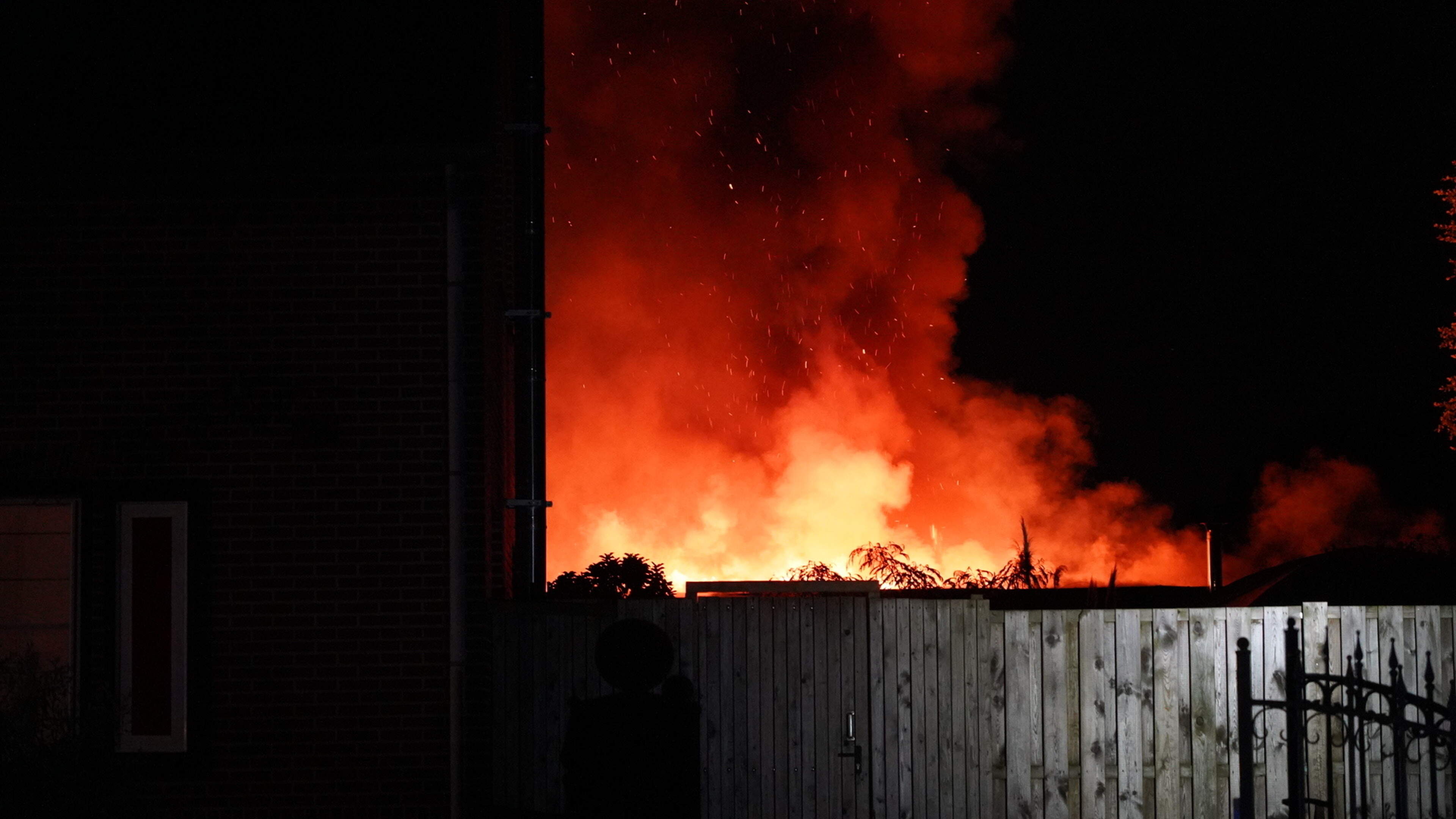Caravan volledig uitgebrand bij brand op camping in Melderslo