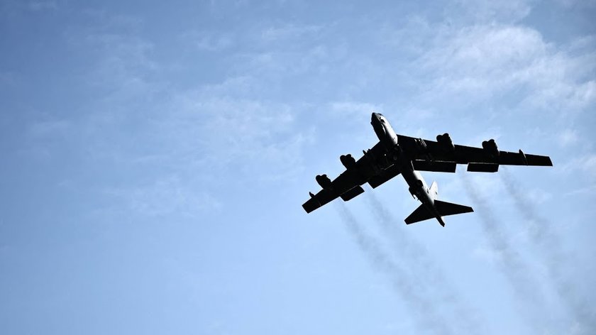 Luchtmacht VS houdt rekening met acht doden na crash bommenwerper
