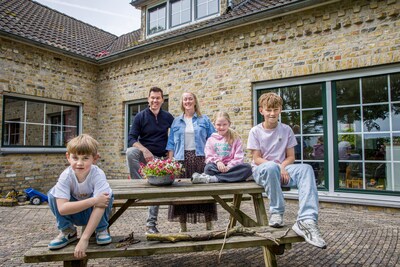 Eline en Menno: ‘Elke maand sparen we voor ieder kind honderd euro’