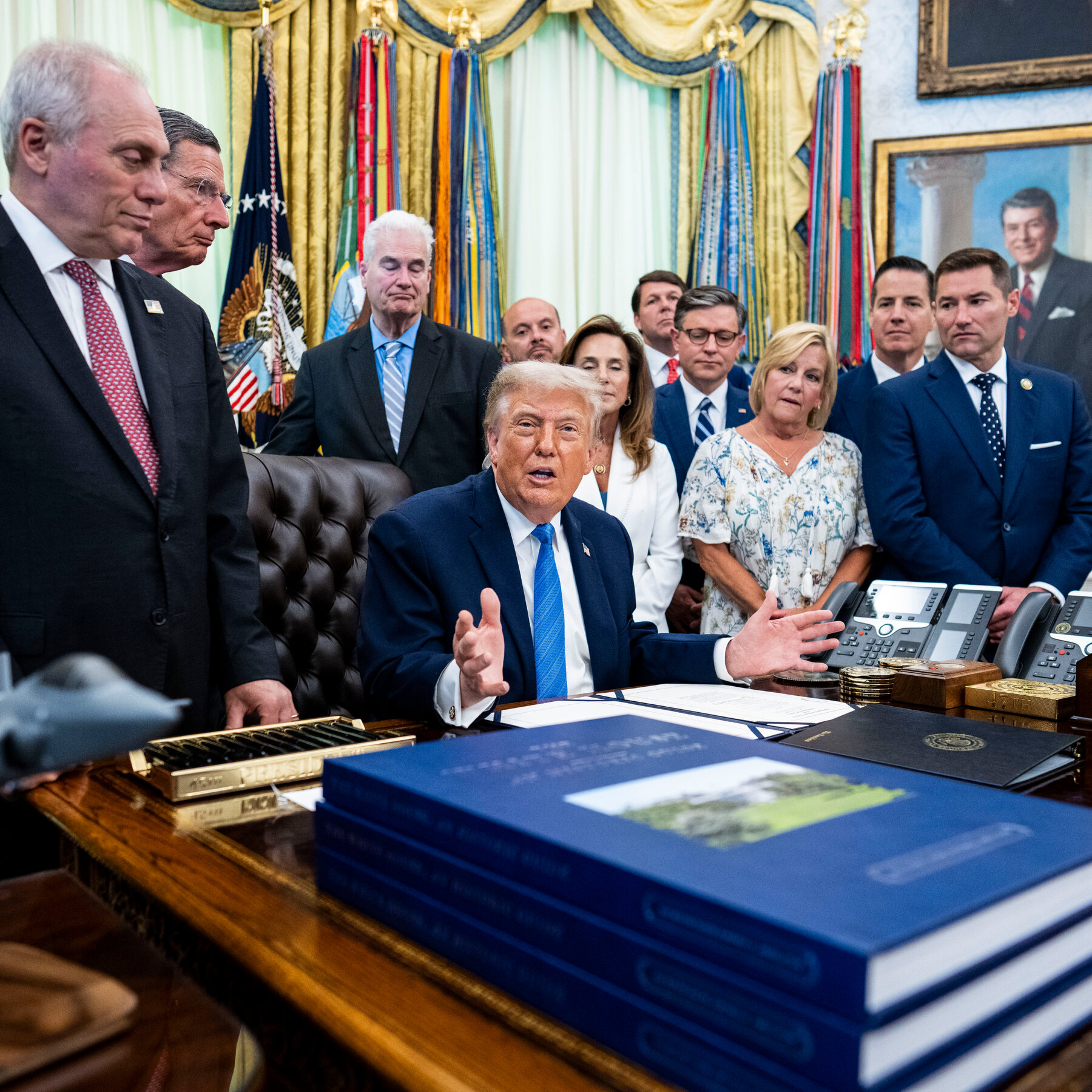 Trump Shrugs Off High Prices Amid Iran War and Says ‘I Love the Inflation’