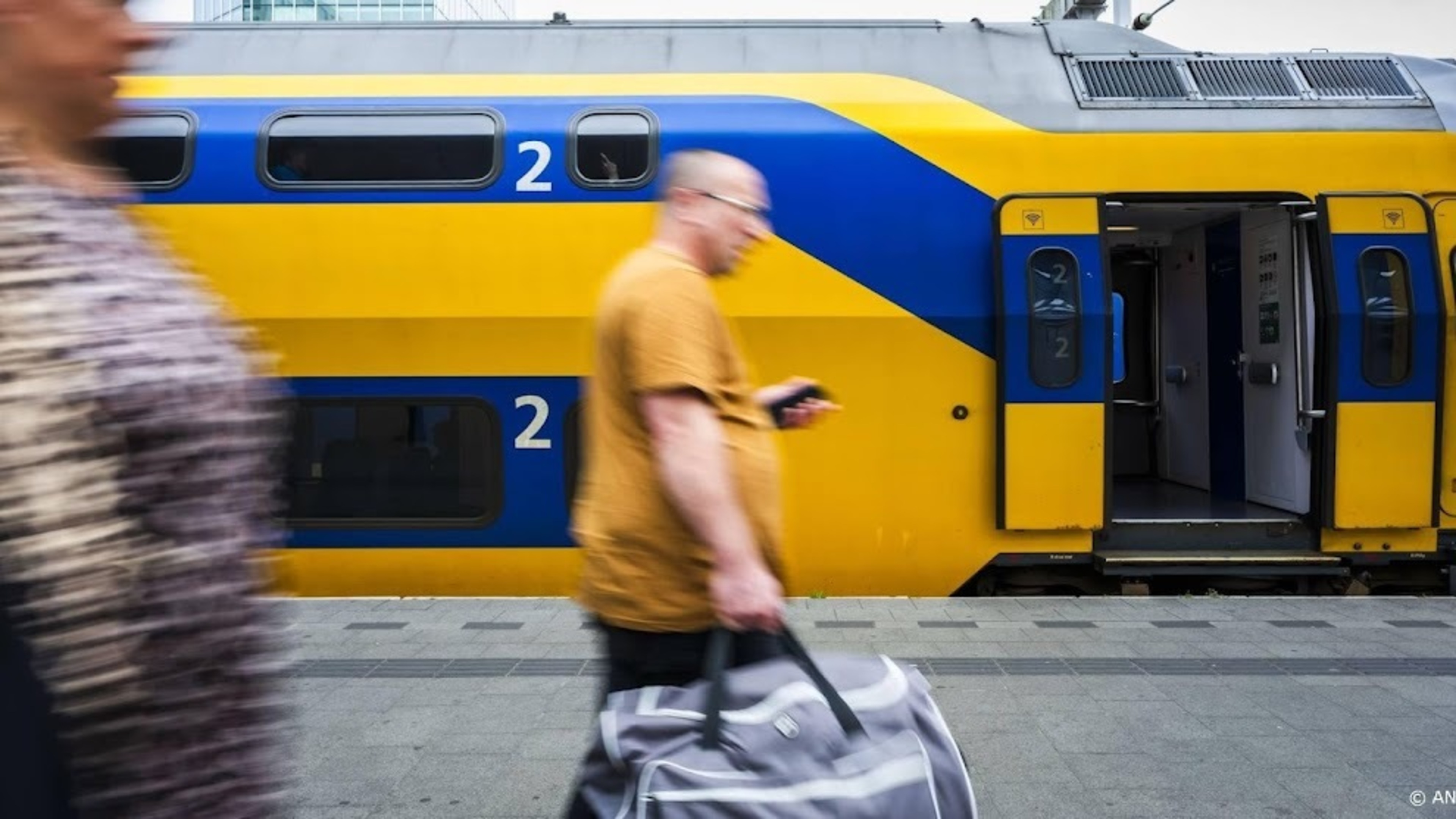 NS geeft reiziger seintje bij aflopen actie zomerticket