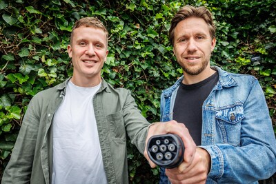 Spotgoedkoop je elektrische auto opladen met de laadpaal op de oprit van de buurman: ‘Het is echt win-win’
