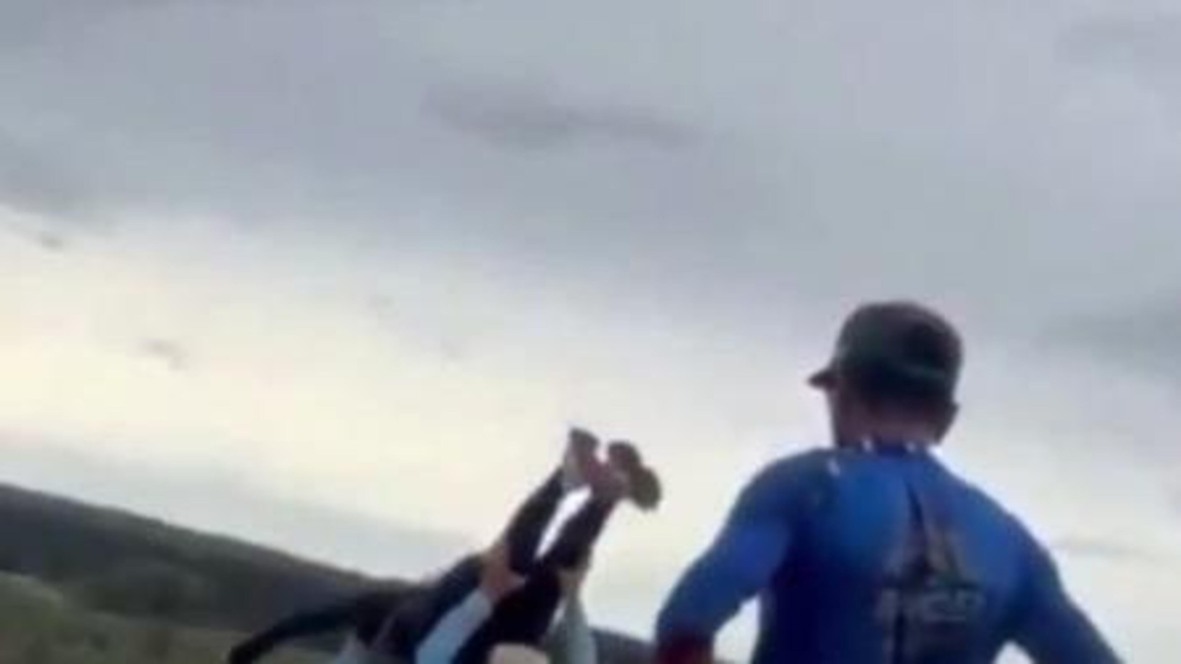 Vrouw (21) verongelukt tijdens bungeejump door fatale fout personeel, zes mensen opgepakt
