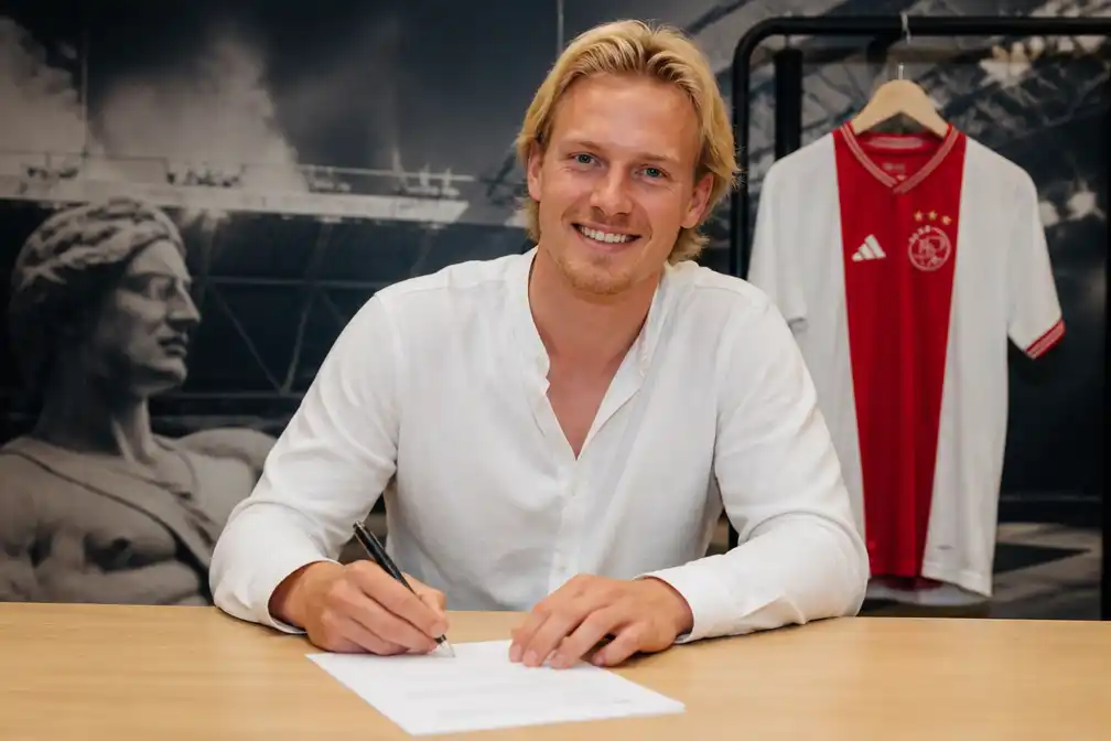 Ajax haalt Julian Brandt transfervrij van Borussia Dortmund