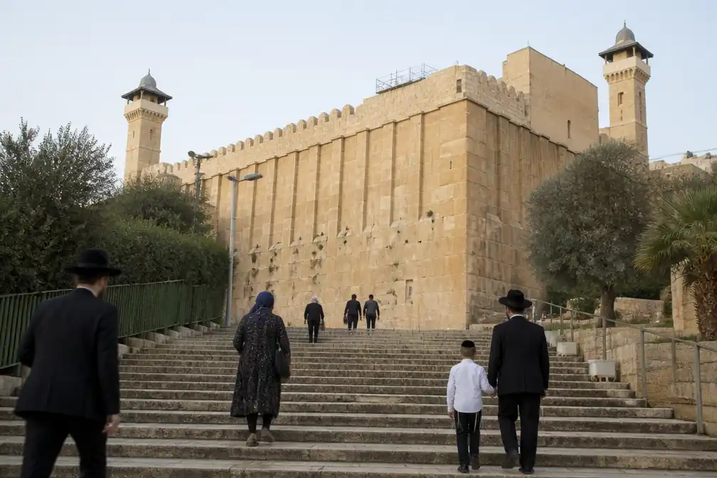 Israël beëindigt Palestijns gezag over Grot van de Patriarchen in Hebron