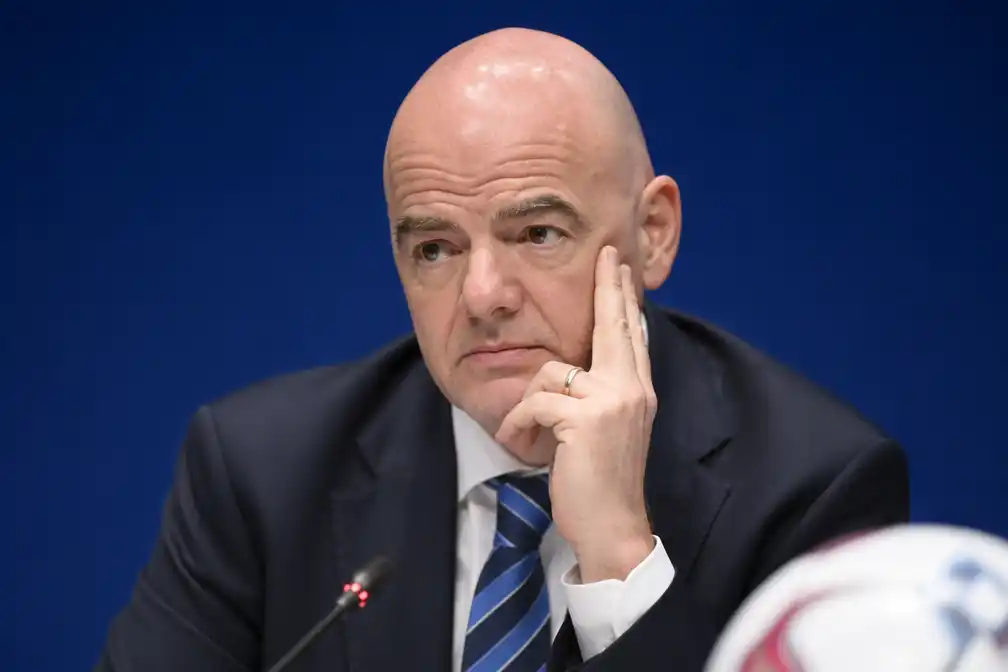 FIFA-voorzitter Infantino houdt crisisoverleg over geschrapt WK-investeringsplan