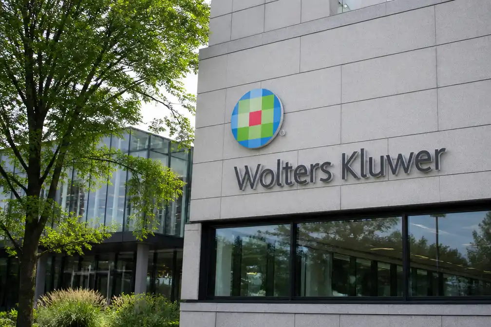 Wolters Kluwer boekt 5% meer winst in eerste halfjaar, ondanks AI-concurrentie