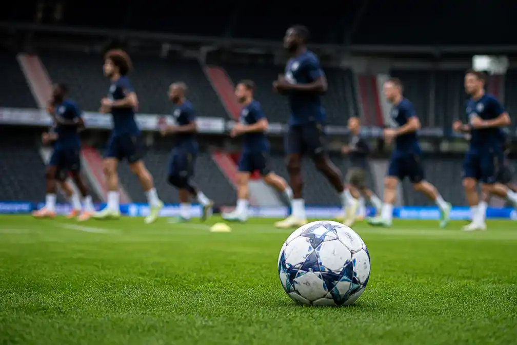Eredivisie-selecties bevatten 227 buitenlandse spelers, van België tot Rwanda