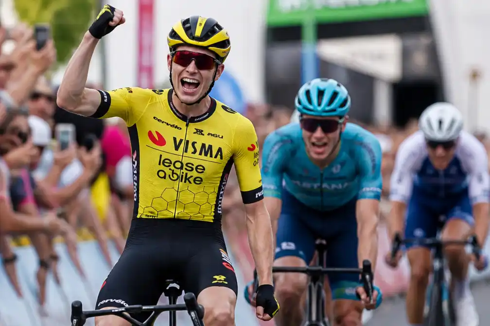 Bart Lemmen wint etappe en pakt leiding in Ronde van Polen