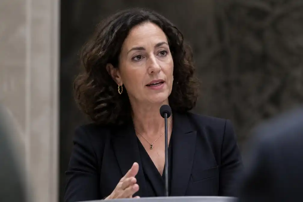 Halsema herdenkt overleden acteur Peter Faber als markante Amsterdammer