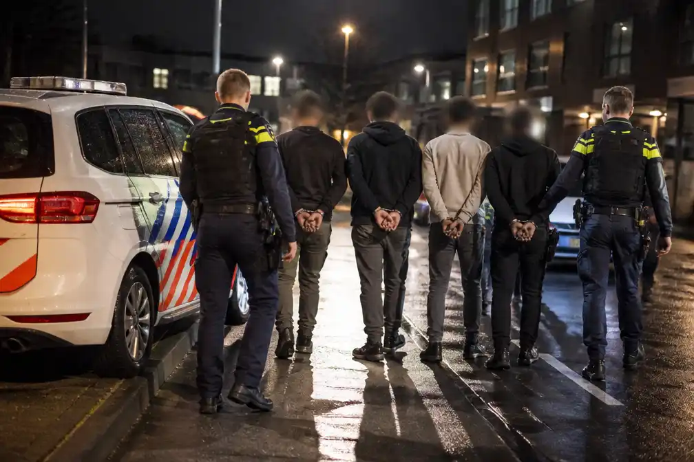Vier aanhoudingen na achtervolging om inbraak bij brandweer Aalsmeer