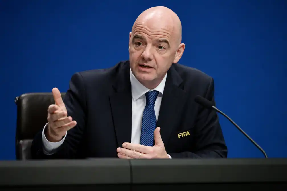 FIFA wijst 'gecoördineerde poging' om Infantino te ondermijnen van de hand