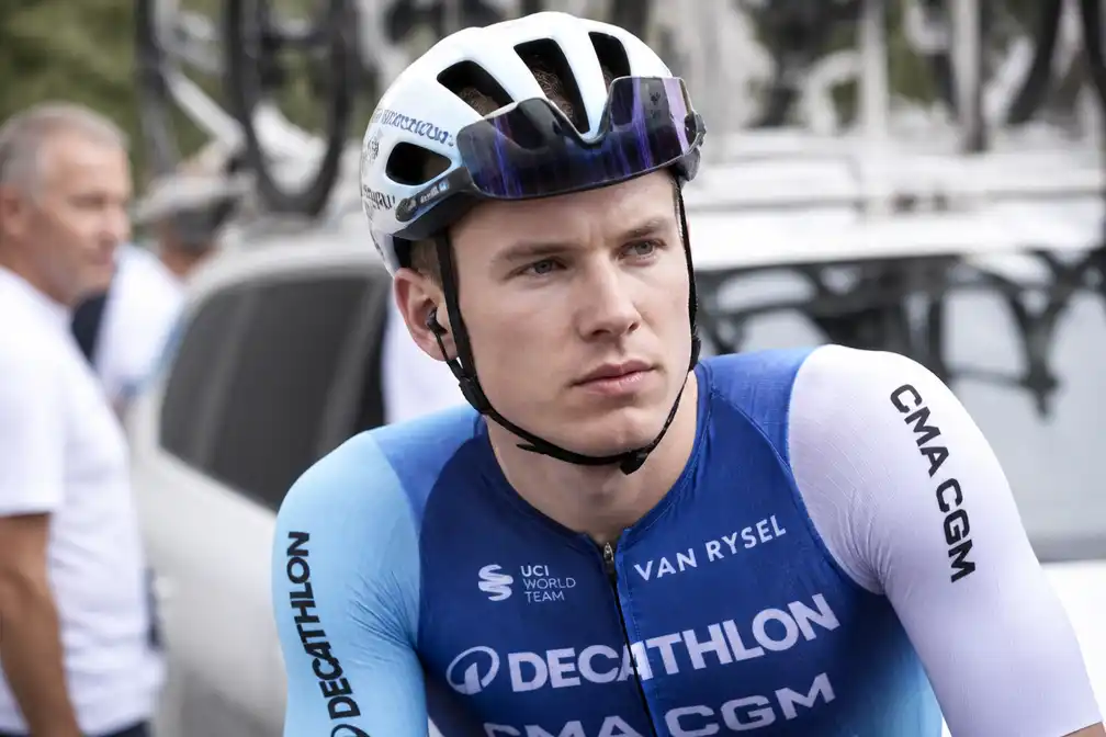 Olav Kooij rekent op Tour-debuut ondanks virus, gebruikt België als voorbereiding