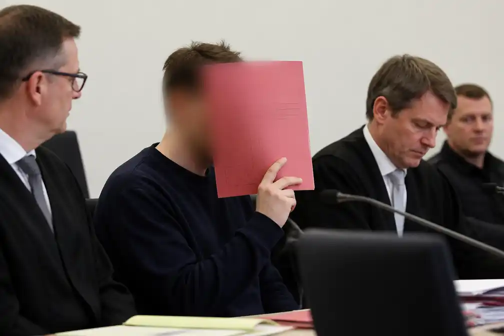 Duitse verpleger gelinkt aan 120 extra verdachte overlijdens na moord op tien patiënten