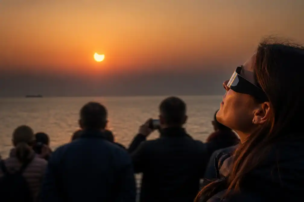 Gedeeltelijke zonsverduistering zichtbaar boven Nederland op 12 augustus 2026