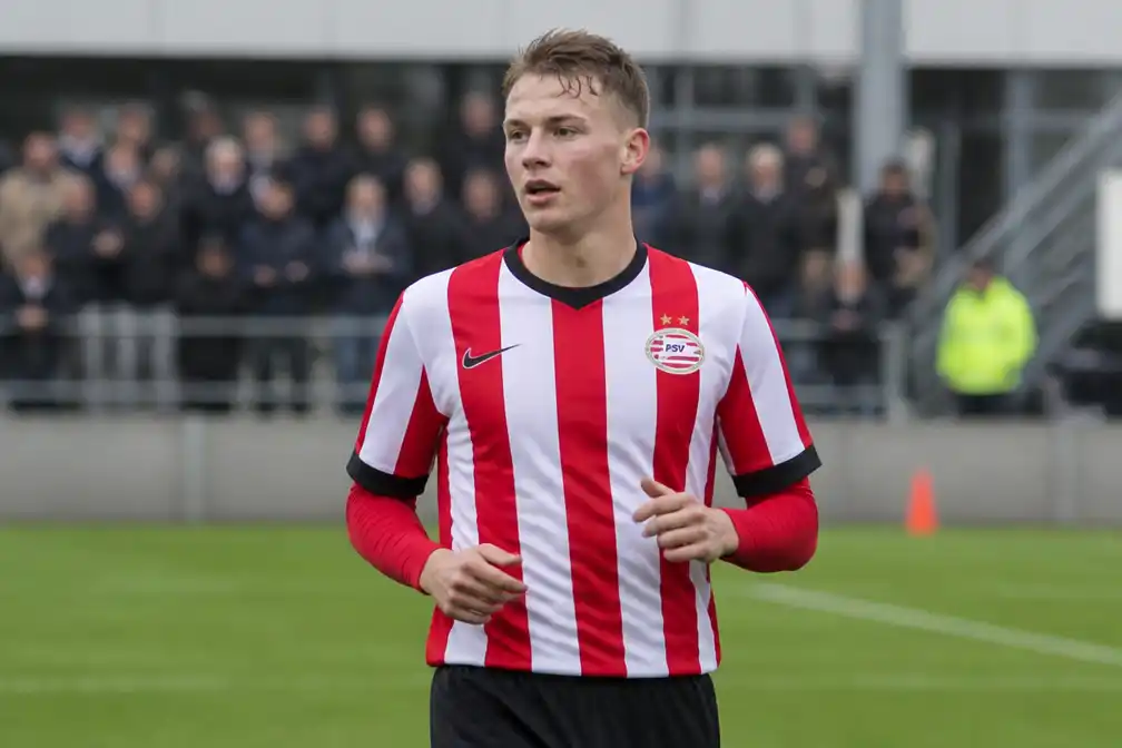 Oud-PSV-talent Maarten Peijnenburg (29) stopt ook als amateurvoetballer