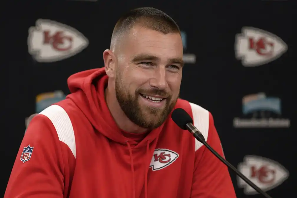 Travis Kelce noemt bruiloft met Taylor Swift 'beste nacht van mijn leven'
