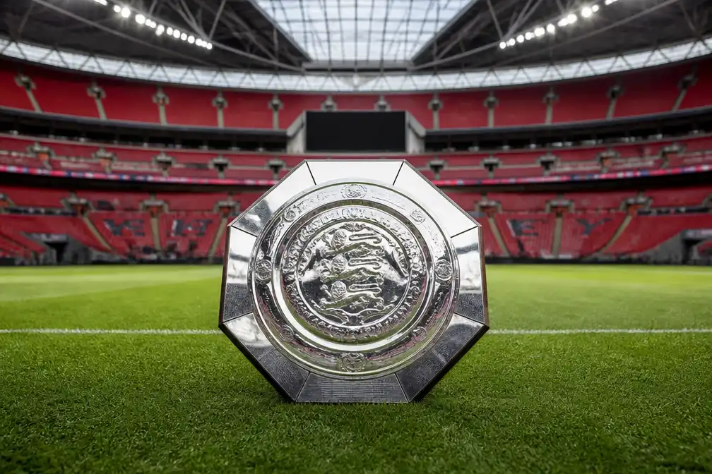 Arsenal en Manchester City treffen elkaar in Community Shield op Wembley