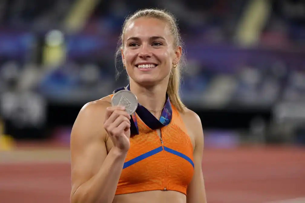Emma Oosterwegel pakt EK-zilver op de zevenkamp in Birmingham