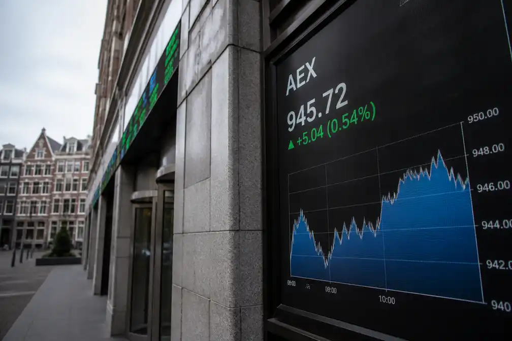 AEX opent licht hoger onder aanvoering chipbedrijven na verlies vrijdag