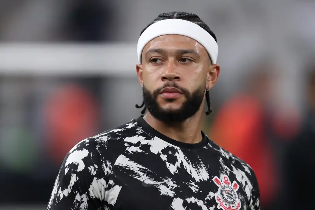 Voorzitter Corinthians meldt akkoord met Memphis Depay over nieuw contract