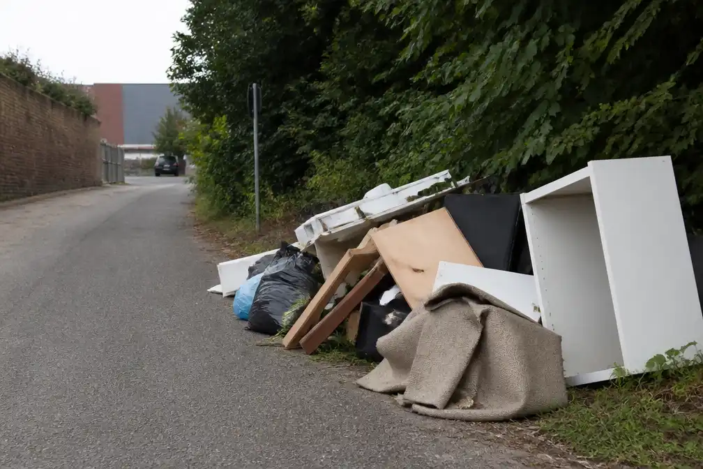 Tienen voert strijd tegen sluikstort op, maar boetes worden slecht geïnd