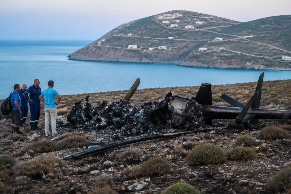 Brits pasgetrouwd stel en piloot omgekomen bij helikoptercrash op Sifnos