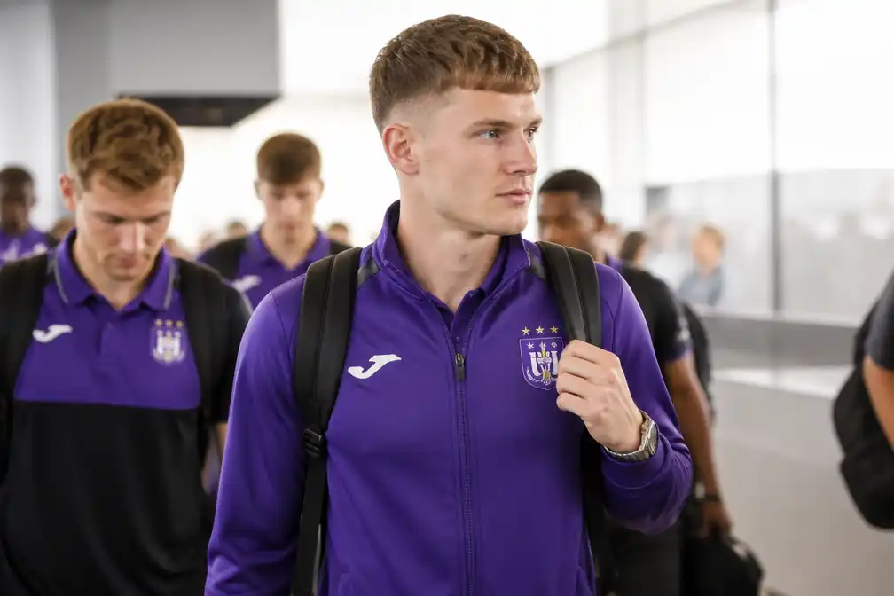 Anderlecht haalt vleugelspeler Marten Winkler, hij reist mee naar Kazachstan voor Europees duel