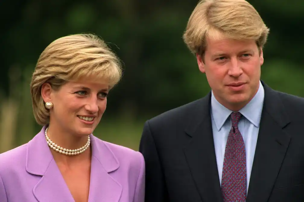 Charles Spencer schrijft boek over zus prinses Diana