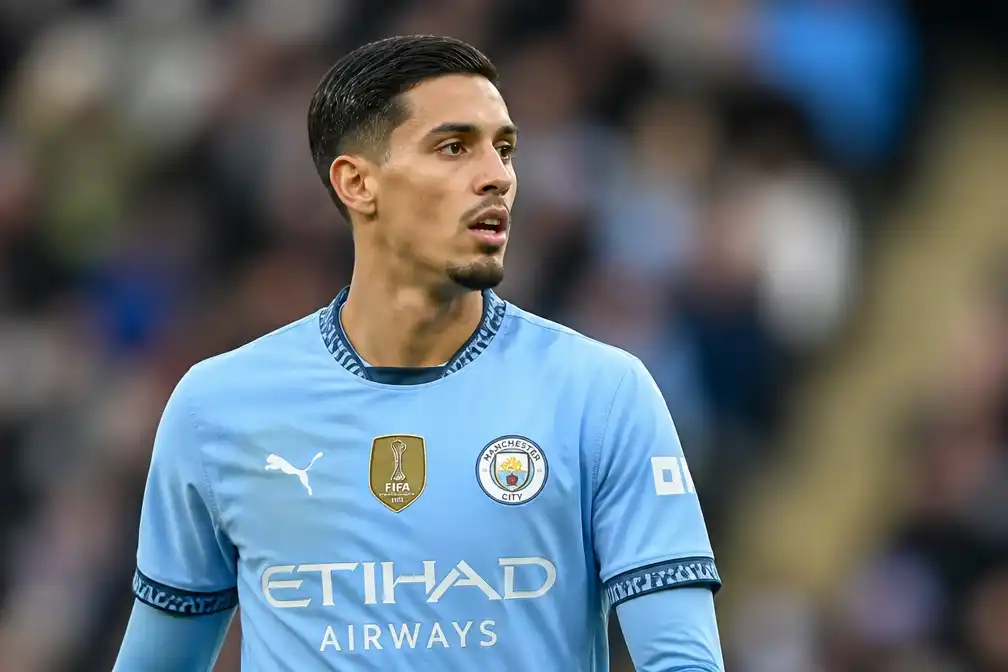 Tijjani Reijnders in Saoedi-Arabië om transfer naar Al-Qadsiah af te ronden