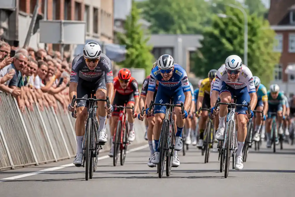 Renewi Tour van start in Diest met Herregodts en sprinters