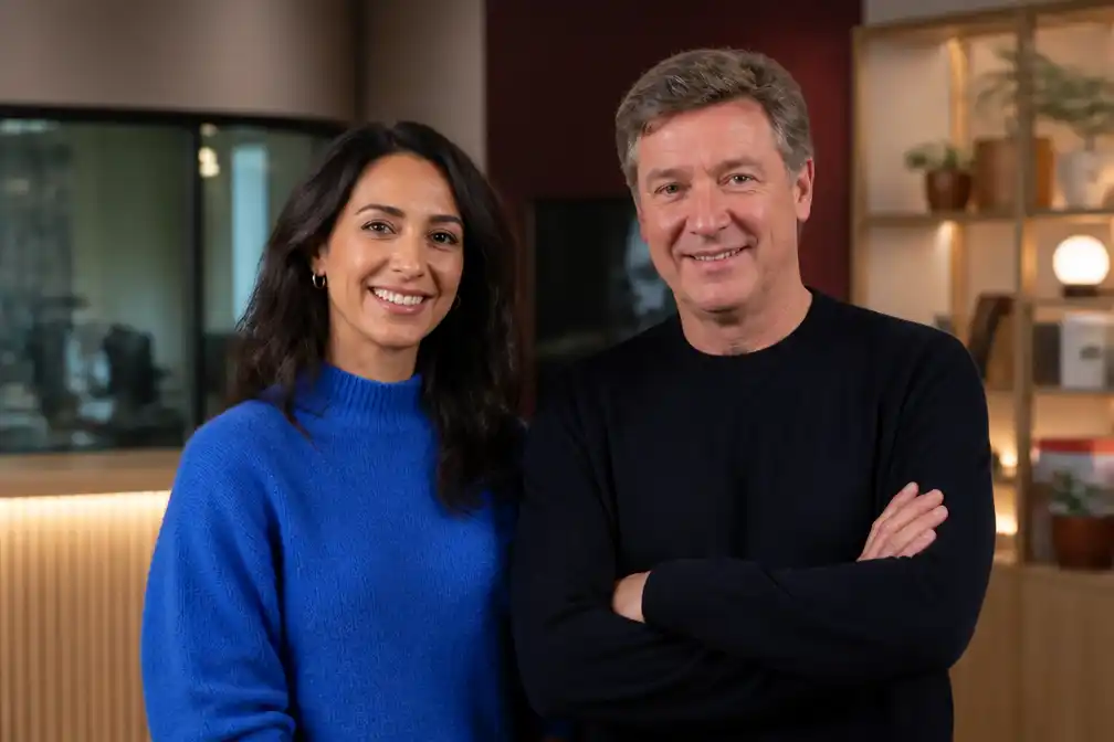 Chaima Saysay wordt tweede presentator van WinWin naast Xavier Taveirne