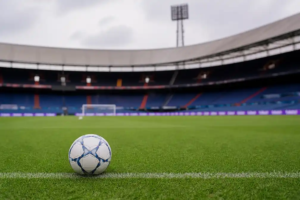 Slechts zes Eredivisie-wedstrijden dit weekend, zes clubs vrij