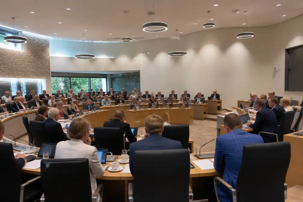 Extra Drentse vergadering op 9 september na vertrek BBB uit coalitie
