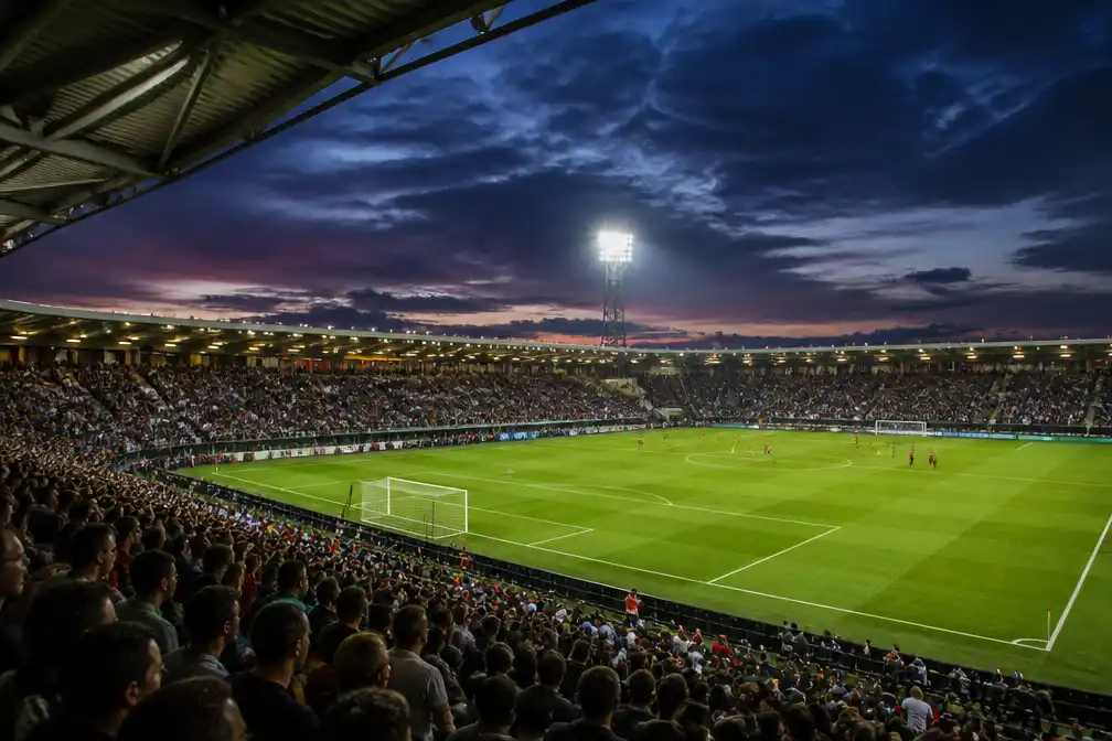 NEC ontvangt Bodø/Glimt in uitverkocht stadion voor CL-play-off