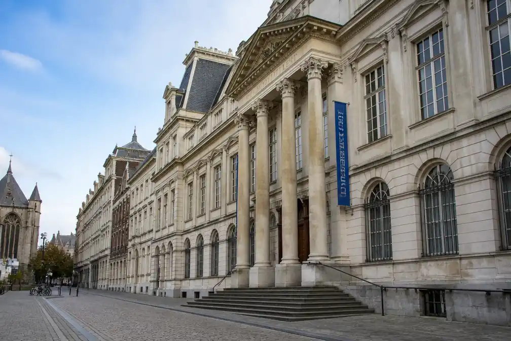 UGent schorst onderzoeker Nathan Cofnas na uitspraken over dood professor