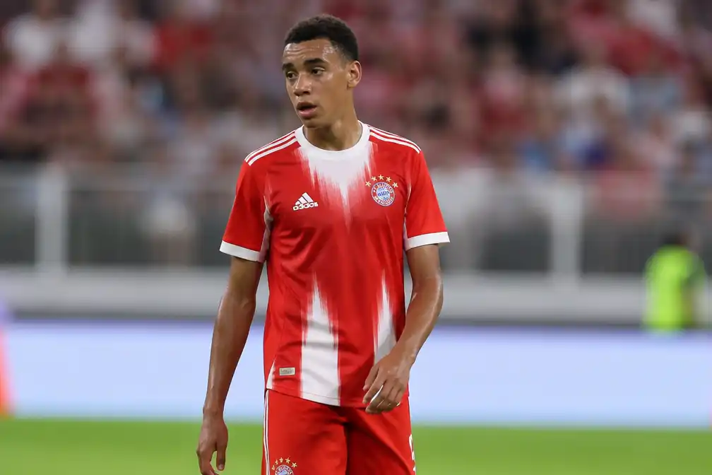 Musiala niet in Bayern-selectie voor Supercup na twee black-outs