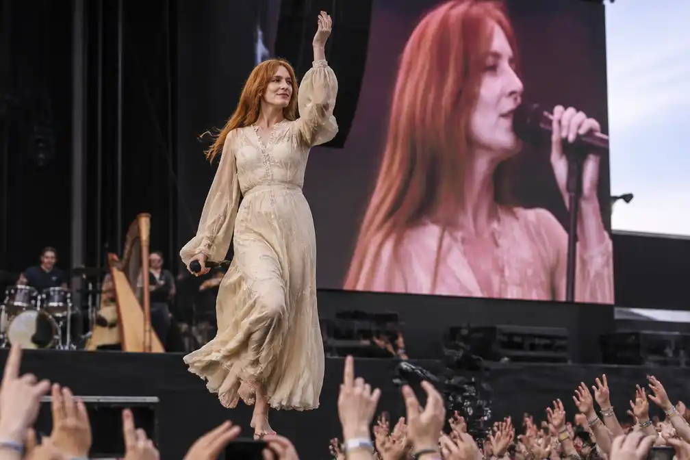 Florence + The Machine betovert Pukkelpop met blotevoetenshow vol grootste hits