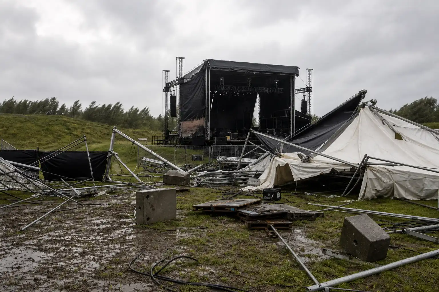 Festival Julianapop afgelast vanwege stormschade in Julianadorp