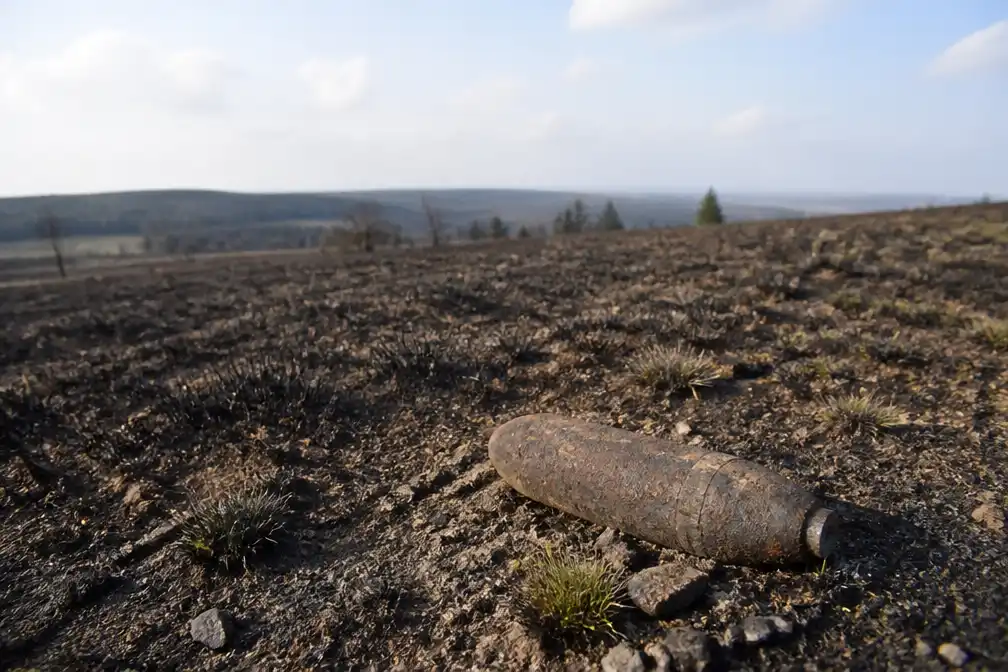 Natuurbrand Hoge Venen legt munitie WOII bloot, 3.000 hectare verbrand